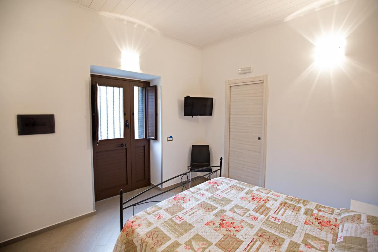B&B Acquachiara Рочела Йоника Екстериор снимка